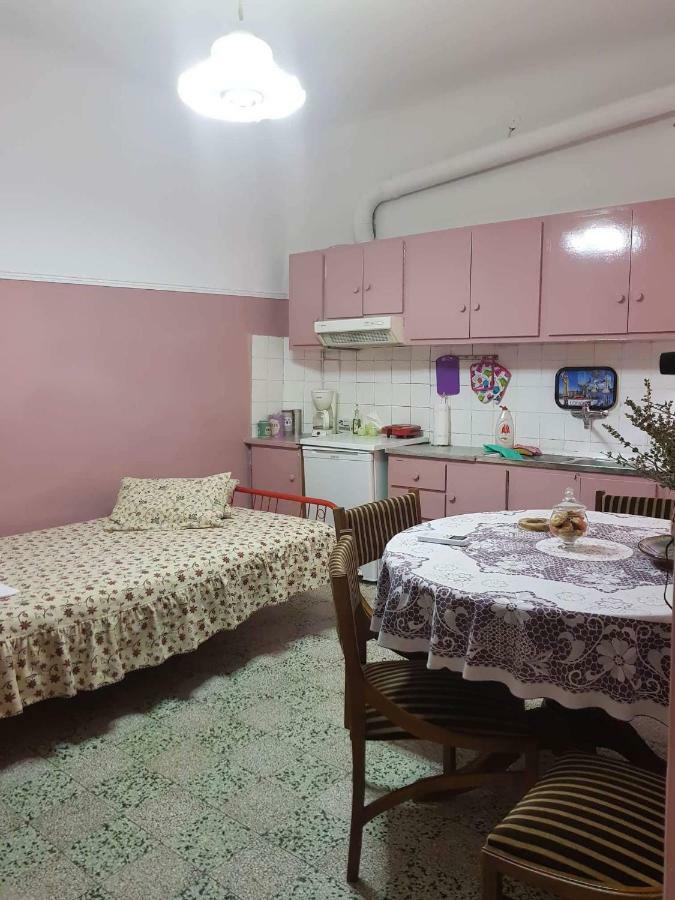 Granny'S Home Kalambaka Bagian luar foto